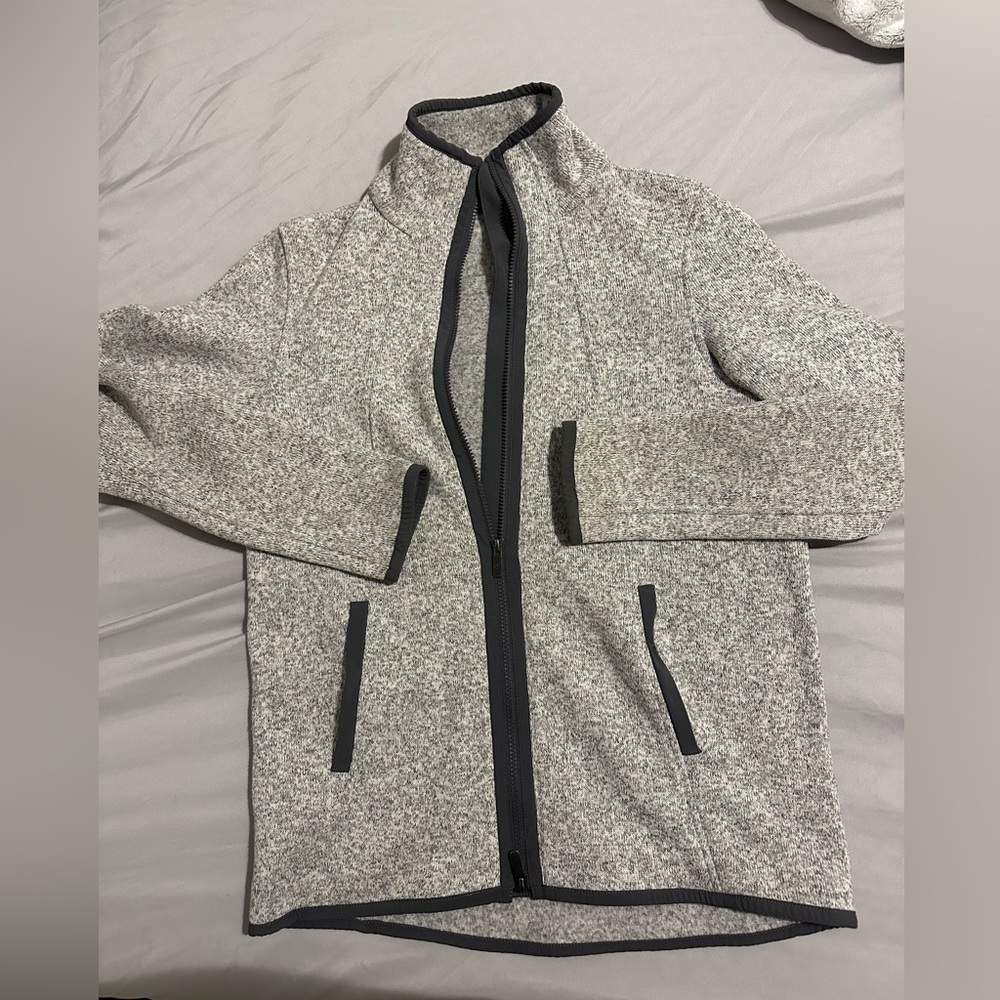 Lululemon Athletica Heather Gray Full Zip Like New Size 6